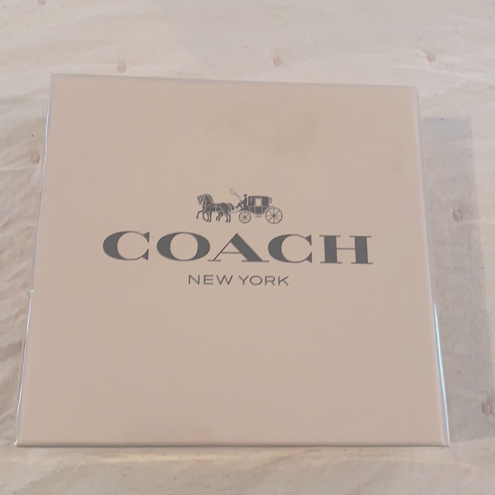 Coach 4 Eau de Parfum 0.15 Oz each. Coach, Dreams, Coach Floral, Dreams Sunset